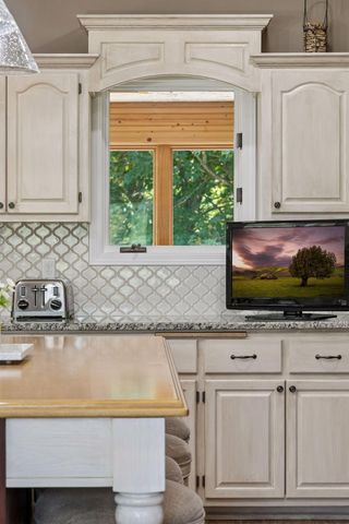 11415 242nd Court E, Lakeville, MN 55044