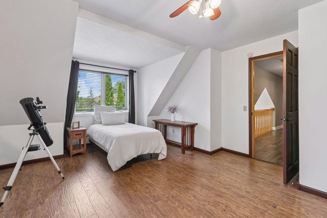 11415 242nd Court E, Lakeville, MN 55044