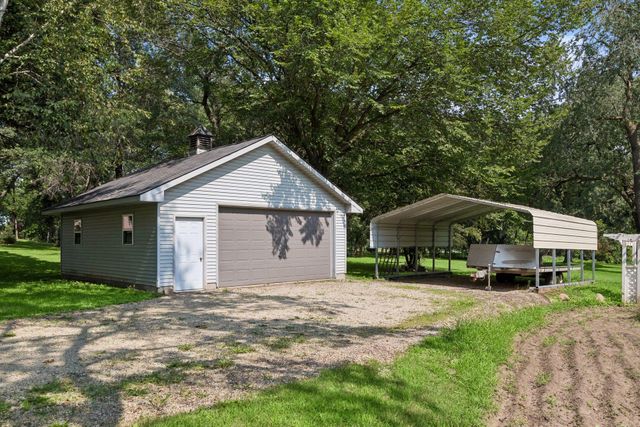 11415 242nd Court E, Lakeville, MN 55044