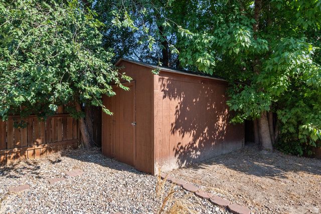 4033 S BURNINGHAM DR, Salt Lake City, UT 84119