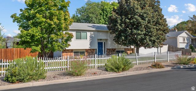4033 S BURNINGHAM DR, Salt Lake City, UT 84119