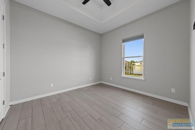 60 Whooping Crane Dr., Laguna Vista, TX 78578