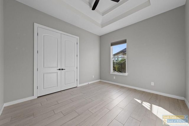 60 Whooping Crane Dr., Laguna Vista, TX 78578