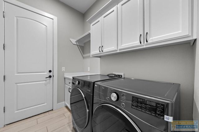 60 Whooping Crane Dr., Laguna Vista, TX 78578