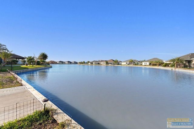 60 Whooping Crane Dr., Laguna Vista, TX 78578