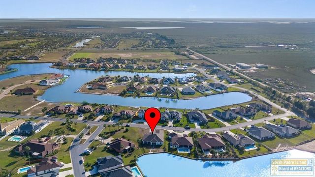 60 Whooping Crane Dr., Laguna Vista, TX 78578