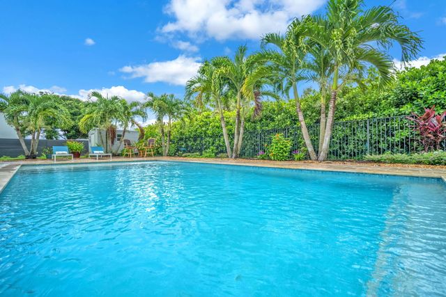 20438 SW 327th Street, Homestead, FL 33030