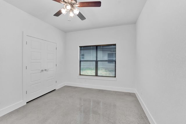 1103-15 Lois St, Kerrville, TX 78028