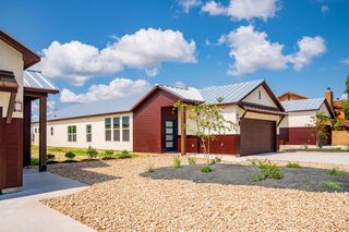 1103-15 Lois St, Kerrville, TX 78028