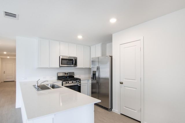 25653 Rose Creek Drive, Cleveland, TX 77328