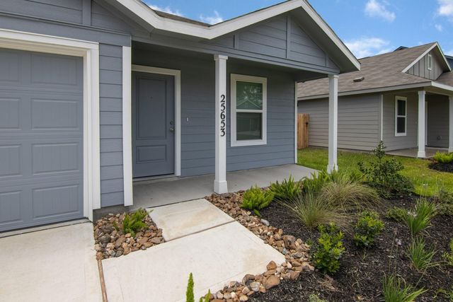25653 Rose Creek Drive, Cleveland, TX 77328