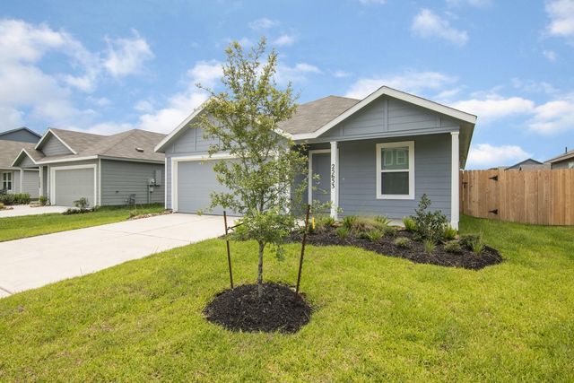 25653 Rose Creek Drive, Cleveland, TX 77328