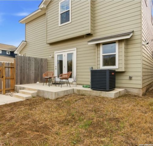 2021 Silver Oaks, San Antonio, TX 78213