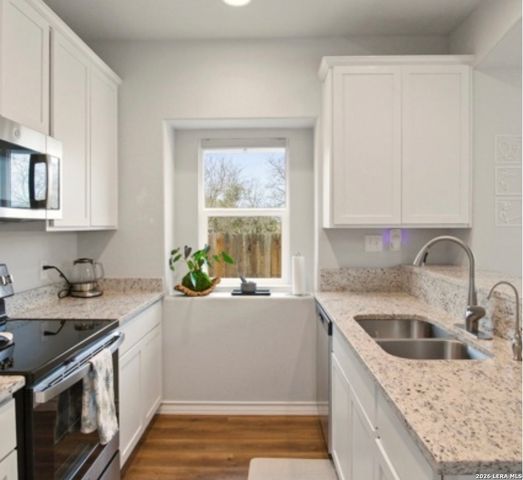 2021 Silver Oaks, San Antonio, TX 78213