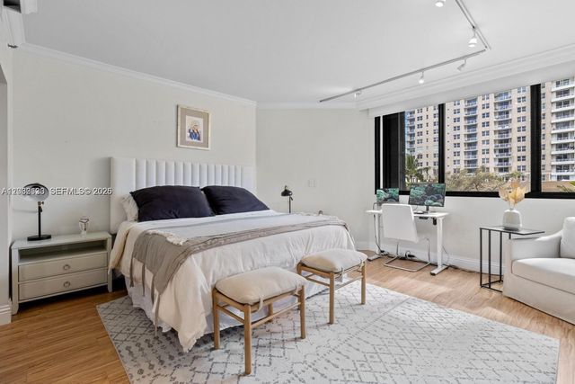 520 Brickell Key Drive A307, Miami, FL 33131