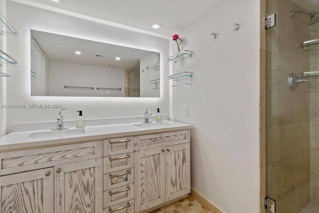 520 Brickell Key Drive A307, Miami, FL 33131
