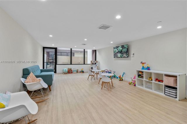 520 Brickell Key Drive A307, Miami, FL 33131