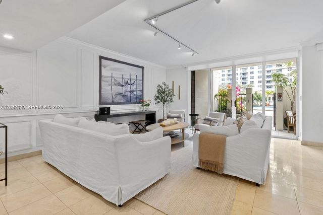 520 Brickell Key Drive A307, Miami, FL 33131
