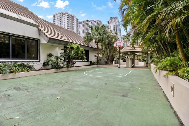 520 Brickell Key Drive A307, Miami, FL 33131