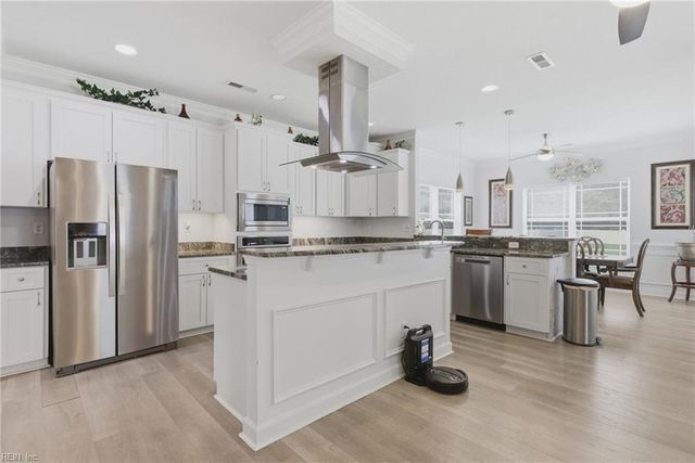 656 Vaughan AVE, Hampton, VA 23661