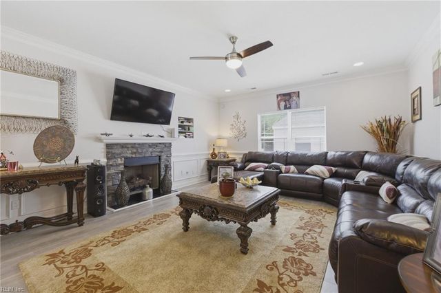 656 Vaughan AVE, Hampton, VA 23661