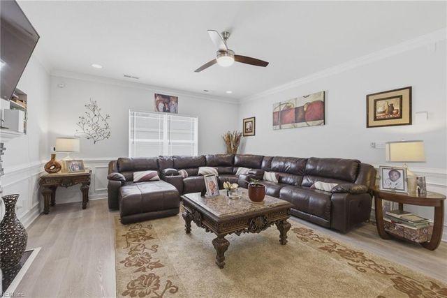 656 Vaughan AVE, Hampton, VA 23661