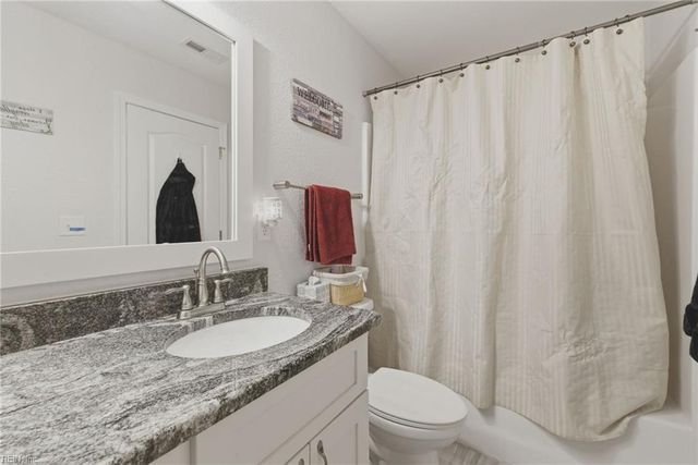 656 Vaughan AVE, Hampton, VA 23661