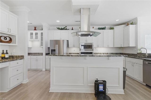 656 Vaughan AVE, Hampton, VA 23661