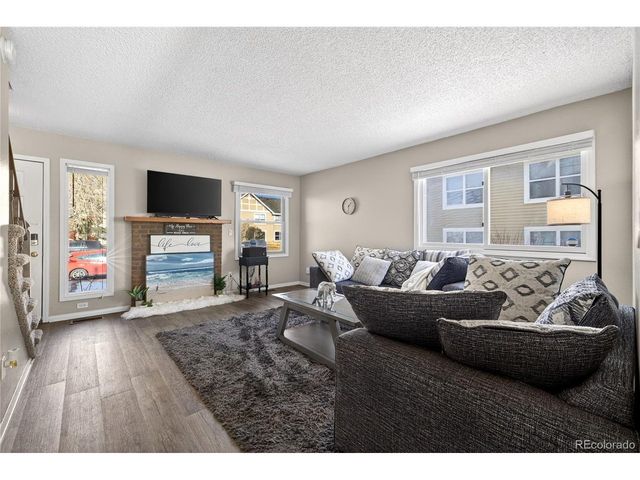329 Butch Cassidy Dr, Fort Collins, CO 80524