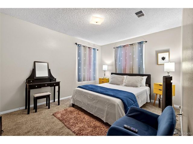 329 Butch Cassidy Dr, Fort Collins, CO 80524