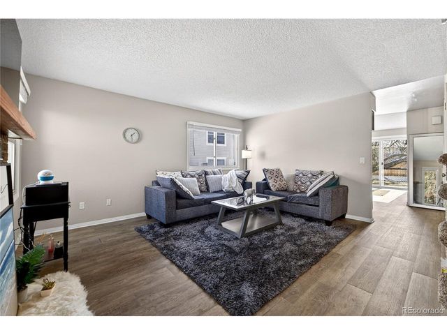 329 Butch Cassidy Dr, Fort Collins, CO 80524