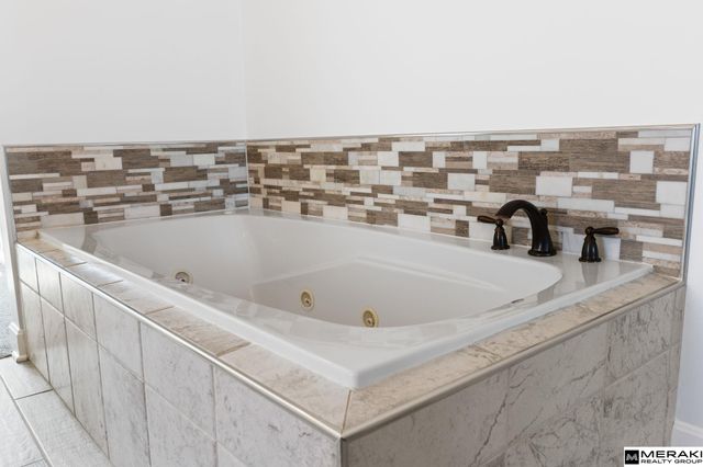 676 Legacy Pointe, Ashland, NE 68003