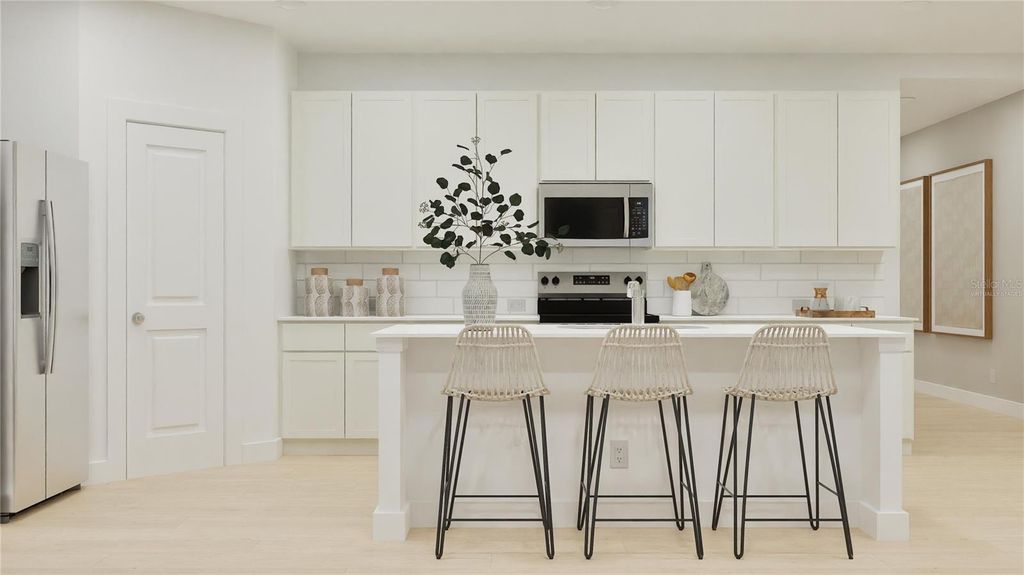 Image 2 of property listing at 2878 PIONEER TRAIL, Eagle Lake, FL 33839