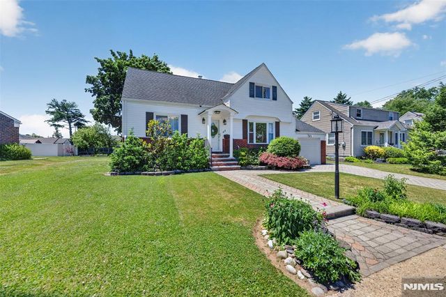 413 Maple Hill Drive, Hackensack, NJ 07601