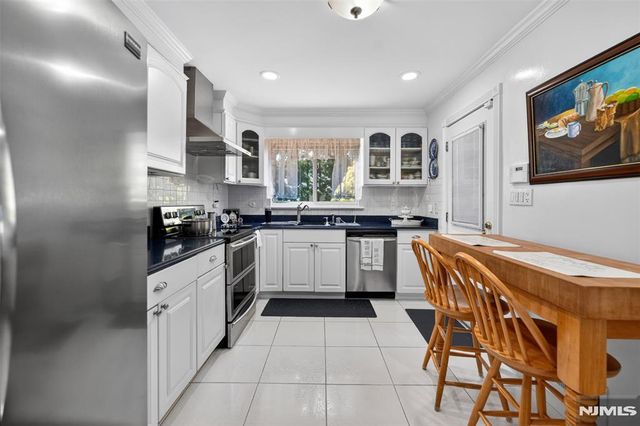 413 Maple Hill Drive, Hackensack, NJ 07601