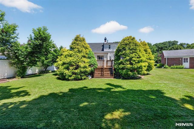 413 Maple Hill Drive, Hackensack, NJ 07601