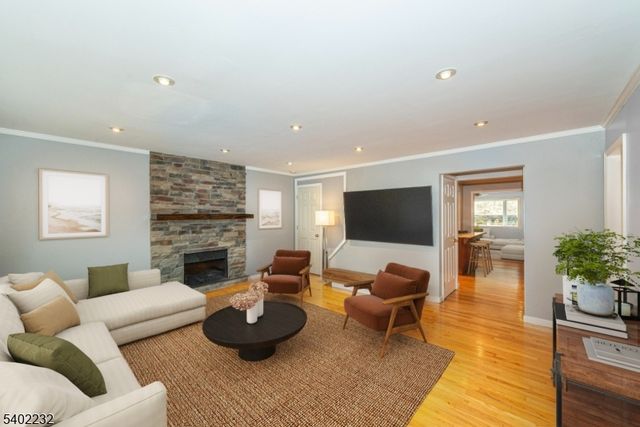 90 Burnham Pkwy, Morris Twp., NJ 07960