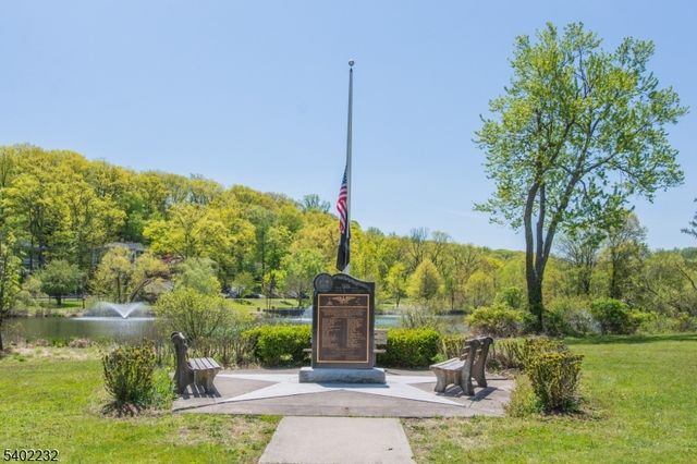 90 Burnham Pkwy, Morris Twp., NJ 07960