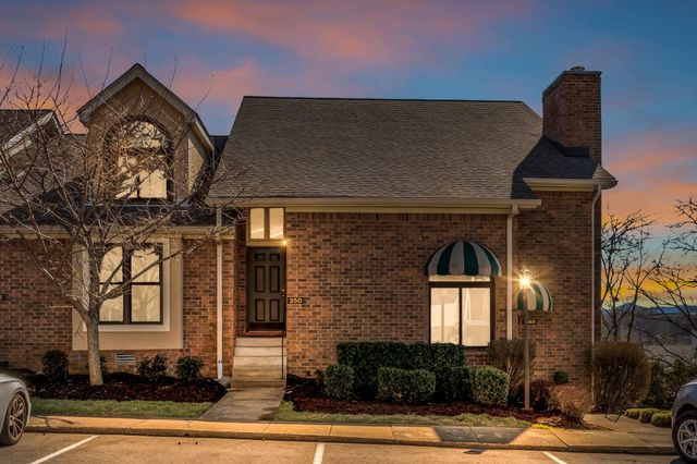250 Glenstone Cir, Brentwood, TN 37027