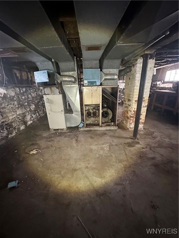 229 Sprenger Avenue, Buffalo, NY 14211