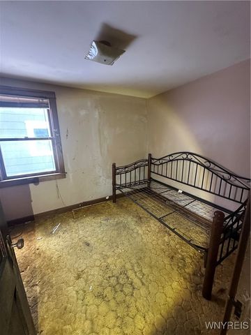 229 Sprenger Avenue, Buffalo, NY 14211