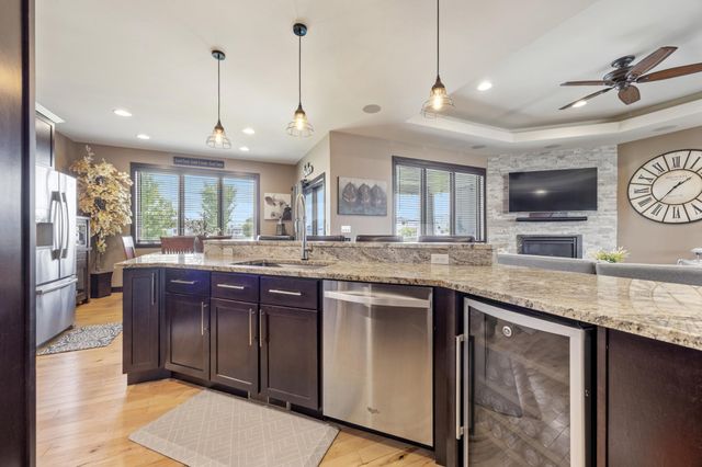 311 39th Avenue E, West Fargo, ND 58078