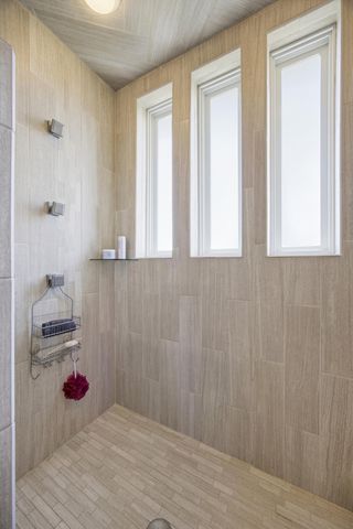311 39th Avenue E, West Fargo, ND 58078