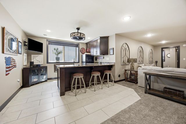 311 39th Avenue E, West Fargo, ND 58078