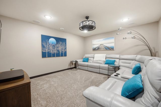 311 39th Avenue E, West Fargo, ND 58078