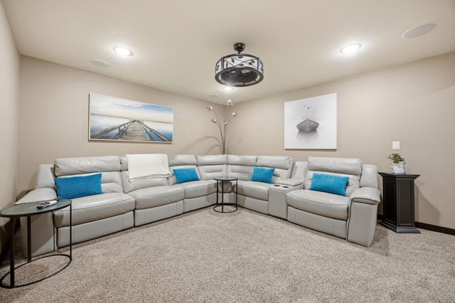 311 39th Avenue E, West Fargo, ND 58078