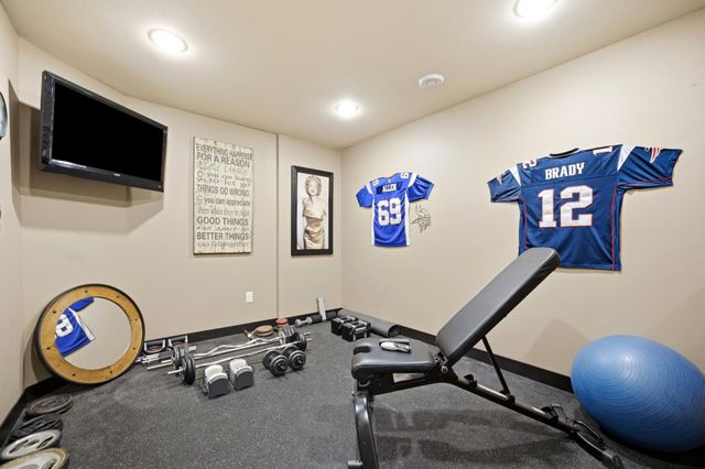 311 39th Avenue E, West Fargo, ND 58078