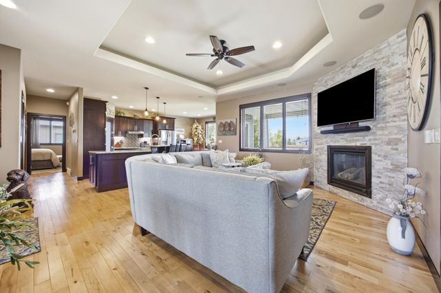 311 39th Avenue E, West Fargo, ND 58078