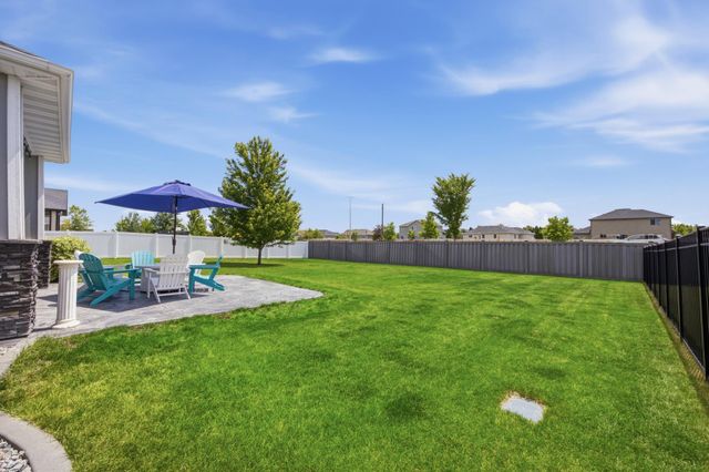 311 39th Avenue E, West Fargo, ND 58078