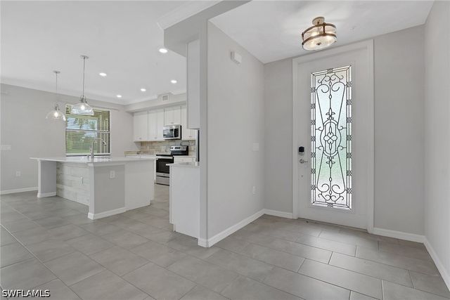 12047 Hawthorn Lake DR 102, Fort Myers, FL 33913